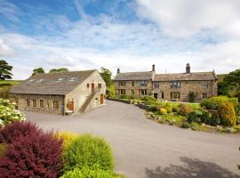 The Farmhouse - Uk4188，位于Hazelhead的酒店