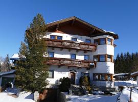 KREUZHOF Seefeld，位于蒂罗尔-泽费尔德的酒店