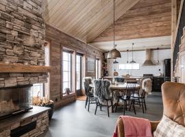 Luxurious cottage with sauna overlooking mountains，位于Vemdalsskalet的酒店
