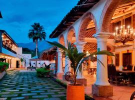 Hotel Santa Barbara Colonial - Santa Fe de Antioquia，位于圣菲德安蒂奥基亚的酒店