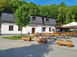 Restaurace a Penzion Bludoveček，位于Bludov的酒店