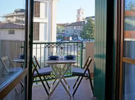 Appartamento Confortevole, vicino a CRO e Base USA