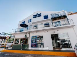 Loft Hotel Malecón Vallarta，位于巴亚尔塔港的酒店