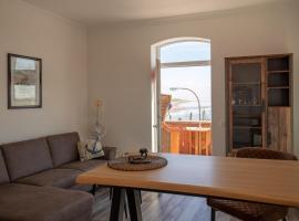 Ankerplatz über dem Hafen-Pub，位于佩尔沃姆的酒店