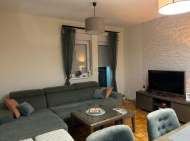 Apartman Obala，位于格拉迪什卡的酒店