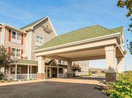Country Inn & Suites by Radisson, Peoria North, IL，位于皮奥里亚皮奥里亚机场 - PIA附近的酒店