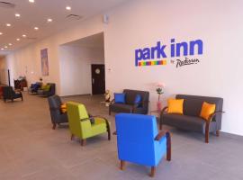 Park Inn By Radisson Mazatlán，位于马萨特兰的酒店