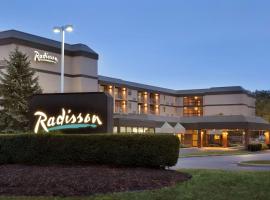 Radisson Akron-Fairlawn Copley，位于费尔劳恩的精品酒店