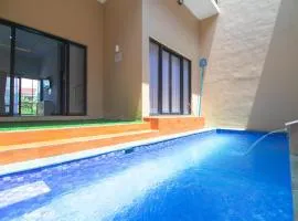 Villa Azzalea Private Pool dan Rooftop