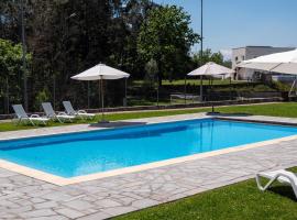 Funileiro, apartamentos e quartos，位于阿马里什的酒店