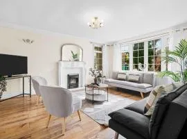 Bramcote Lane Spacious 5 BR House