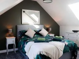 Emerald Lodge