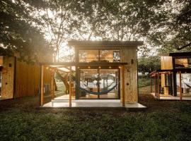 Body - Tiny Home Venao Cove，位于普拉纳维瑙的别墅