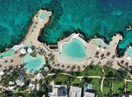 Tracadero Beach Resort，位于拉古纳的酒店