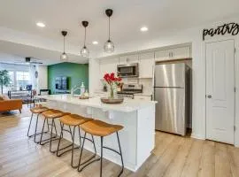 Great for Families! Townhome 9 Mi to Harpers Ferry