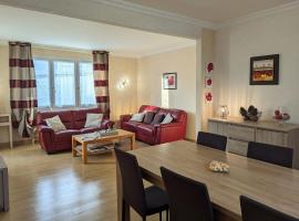 Gîte chaleureux en pleine campagne avec cour privée, vélos, ping-pong et à 1h de Paris - FR-1-590-22，位于Folleville的酒店