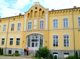 Youth Hostel Wiepkenhagen，位于Hessenburg的酒店