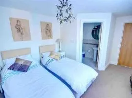 Seagull-Charming Two Bed Ground Floor Retreat, Can sleep 6