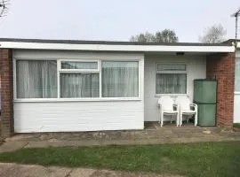 Captivating 2-Bed Chalet in Great Yarmouth