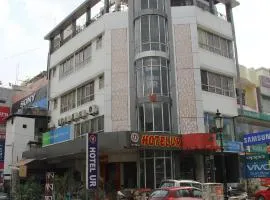 HOTEL UR