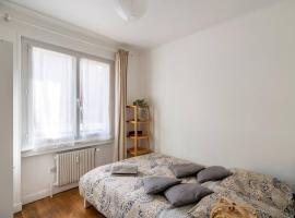 Chambre Double avec Salle de Bains Commune，位于里昂的酒店