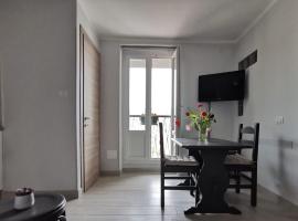 Casa Leopoldo，位于Ceva的酒店