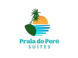 Praia do Peró Suítes - 10 minutos andando da Praia do Peró，位于卡波布里奥的酒店