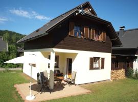 Ferienhaus in Feistritz Im Rosental mit Schönem Garten，位于Feistritz im Rosental的酒店