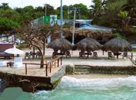 Punta Arena Beach Hostel，位于Playa de Punta Arena的民宿