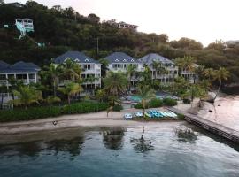 Stunning Waterfront Suite, Antigua English Harbour，位于英吉利港的酒店