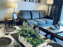 Family friendly 2BR/2BA condo - Views & Location!!，位于坎莫尔的酒店