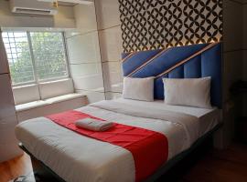 Lipika Residency，位于Airoli的酒店
