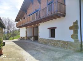 Apartamento rural con entrada independiente，位于穆希卡的酒店