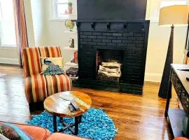 Charming! near CLE Clinic/UH/CWRU/Dwntwn w/porch