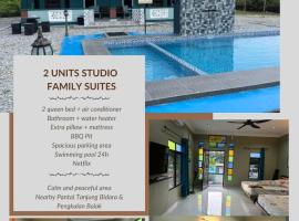 Rumah Armand Studio Family Suite with Swimming Pool Pengkalan Balak Tg Bidara Masjid Tanah Melaka，位于Kampong Ayer Hitam Ulu的民宿