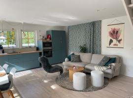 Villa Vitviken Sleeps 4 with Pool，位于Slite的酒店