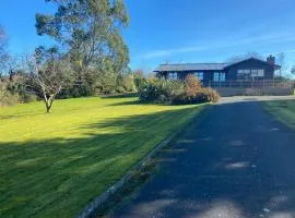 Ballymoney, Wexford - 3 bed beach house with private beach access