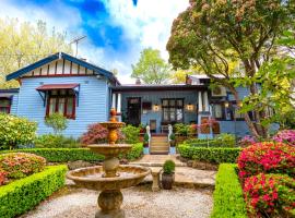 KUBBA ROONGA GUESTHOUSE - Boutique Luxury Spa Retreat & Gardens - Blue Mountains，位于黑荒地的酒店