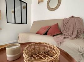 Les Maisons d'Auré: Le studio，位于Putanges-le-Lac的酒店