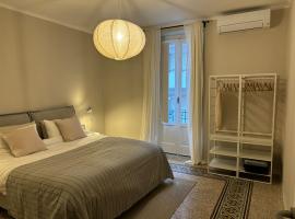 Casa di Leonardo Elegant & Comfort，位于巴里的酒店