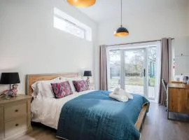 Suite 11 - Sleeping Giant Hotel - Pen Y Cae Inn