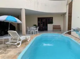 Casa 3 suítes com piscina