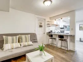 Walk to Beach & Lake Access: Cozy Redmond Apt!