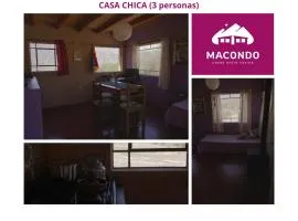 Macondo - Casas entre cerros