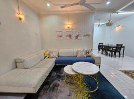 Ruhani Homestay 3 KB - 4 Bedroom Fully Airconditioned with WIFI & Netflix，位于哥打巴鲁的乡村别墅