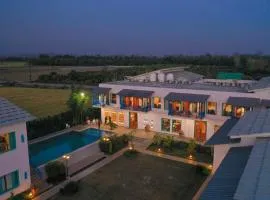 Arch The Baakhli Resort