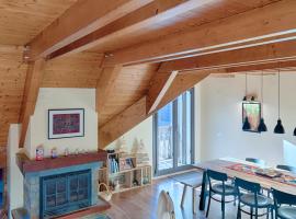 Saplan Real Estate DUPLEX LONGUERA，位于莱斯的酒店