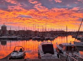 Cap Saint Martin Marina，位于阿格德角的酒店