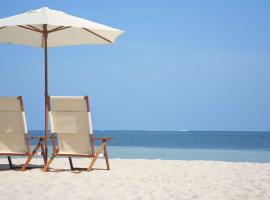 Great Views And Just Steps to the Beach - Moonraker #31 - Sleeps 6，位于格尔夫海岸的酒店