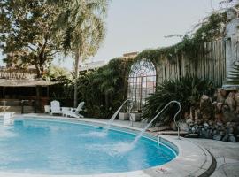 Casa Onas Hotel Boutique Córdoba，位于科尔多瓦科尔多瓦国际机场 - COR附近的酒店